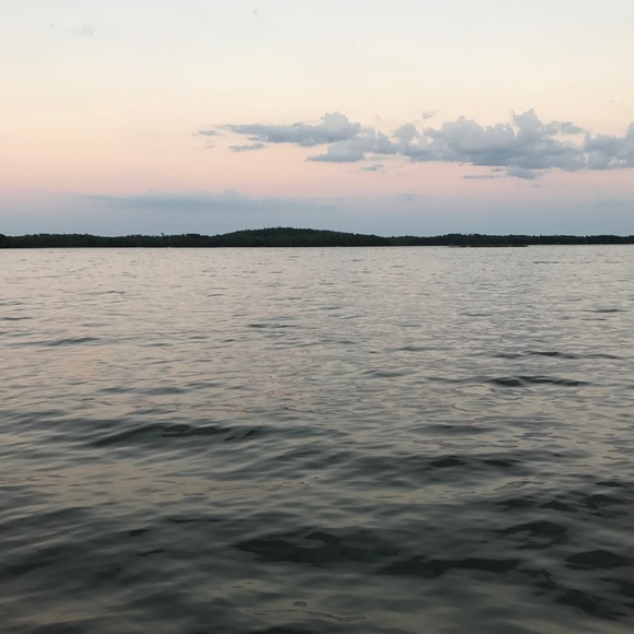 Meet your Posher, Lauren - Picture 1 of 1